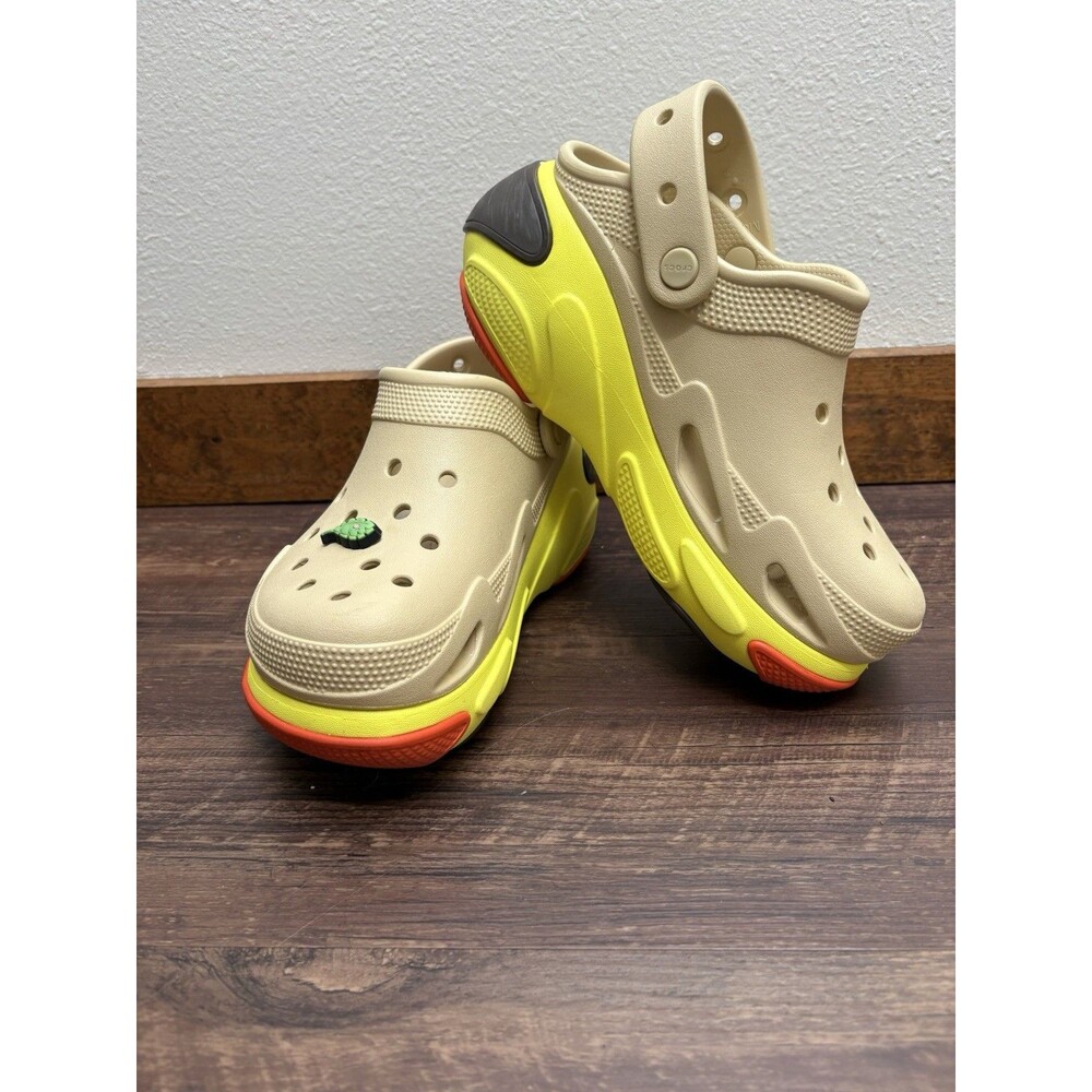 Crocs Bubble Crush Clog Sesame Platform Funky Yellow Limited M 6 W 8